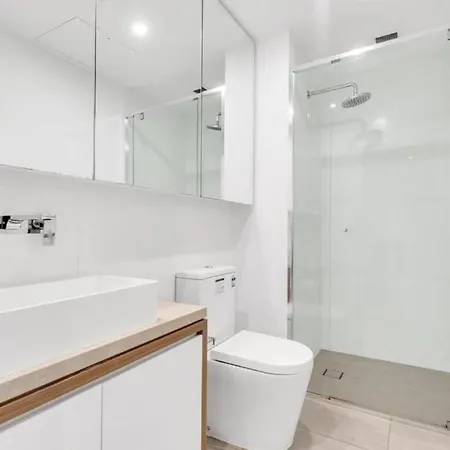 Apartment Fortitude Valley 1brm With Skyline Views Brisbane