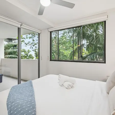 Modern Luxe Urban Comfort In Heart Apartment Brisbane
