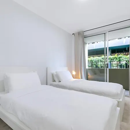 Saphira Edge - Art Deco Elegance In Brisbane's Heart Apartment