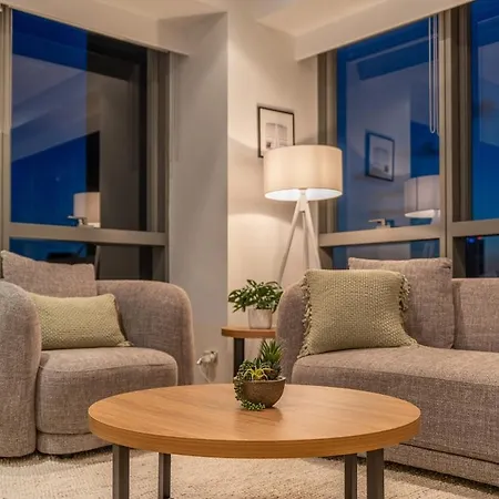 Rivercity Haven - Luxe Breathtaking View Apartment