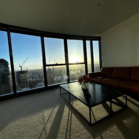 Four Bedroom In Cbd * Brisbane