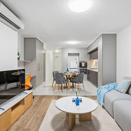 Modern Luxe Urban Comfort In Heart * Brisbane