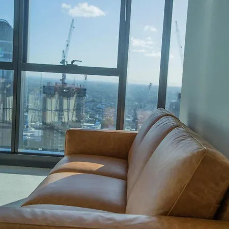 Four Bedroom In Cbd * Brisbane