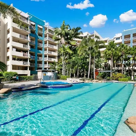 Apartment Oasis - Free Parking Gym Pool - Sleep 6 Brisbane
