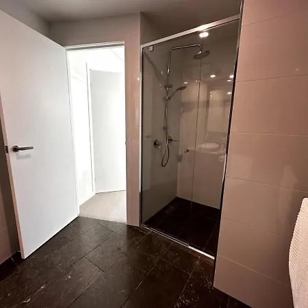 Four Bedroom In Cbd *