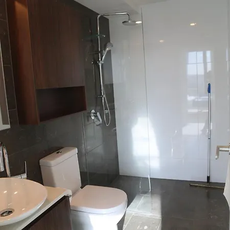 Four Bedroom In Cbd * Brisbane