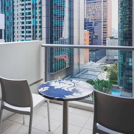 Mantra Midtown 4*