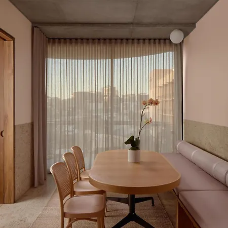 Hotel The Calile