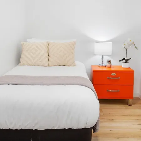 Apartment Spacious 2-bed Unit With Balcony Next To The Gabba