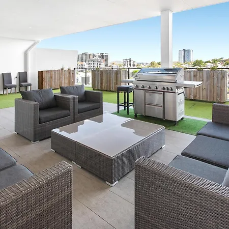 Apartment Spacious 2-bed Unit With Balcony Next To The Gabba