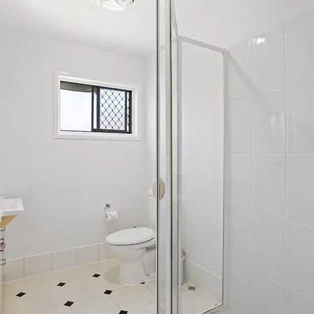 Apartment Windsor Cosy 2-bedroom Unit In Quiet Neighborhood *