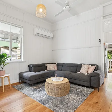 Holiday home Tranquil 3-bed Family With Spacious Backyard