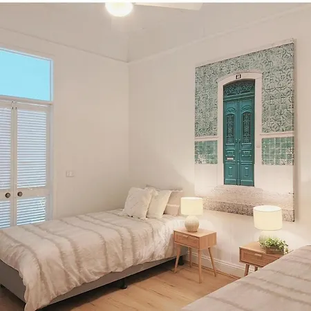 Heritage 5br - Minutes Walk To Cbd&south Bank, 3 Parking Holiday home *