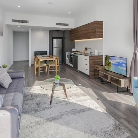 River-view Unit With Rooftop Pool Near Museums Apartment *