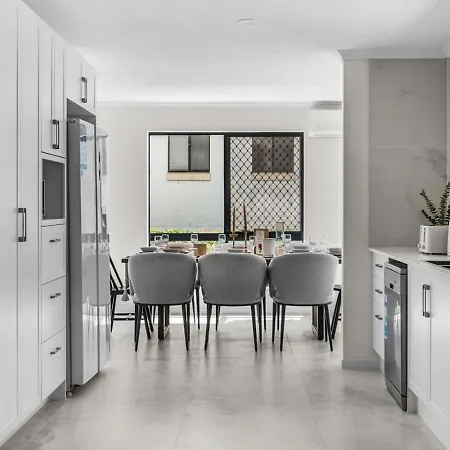 Holiday home Modern Family Escape In Rochedale Pool And Comfort Brisbane