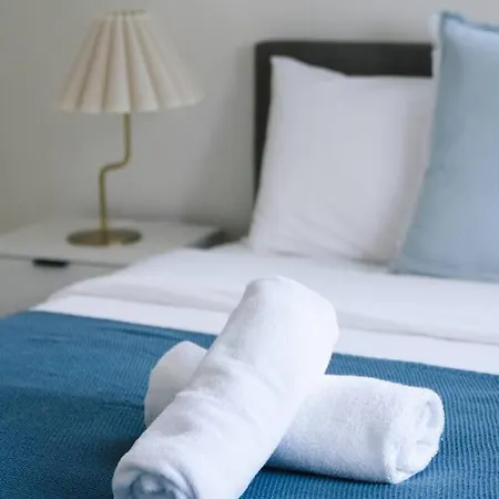 Modern Family Escape In Rochedale Pool And Comfort Brisbane