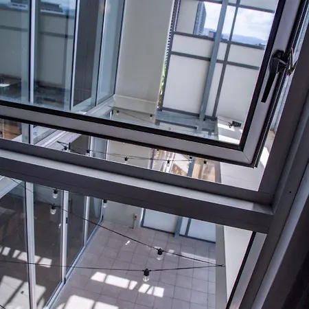 Luxury Penthouse In Cbd 4 Bed - 4 Bath Apartment