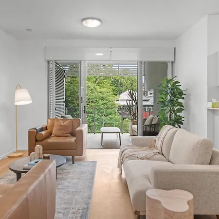 Beeston Street Teneriffe Apartment