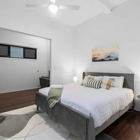 Spacious 3br Heritage With Pool, Parking Apartment