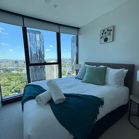 A Gallery In The Sky! Balcony, Pool And Parking At Skytower Level 33 Views In Brisbane! Brisbane