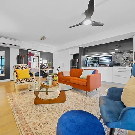 On Fish Lane Apartment