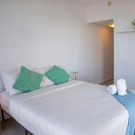 Apartment Luxury Penthouse In Cbd 4 Bed - 4 Bath