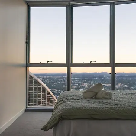 Apartment Altitude With Attitude Lv 61 Skyhome On Queens Wharf