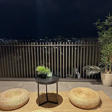 Modern 2-bedroom, 2-bath In West Village, West End Brisbane