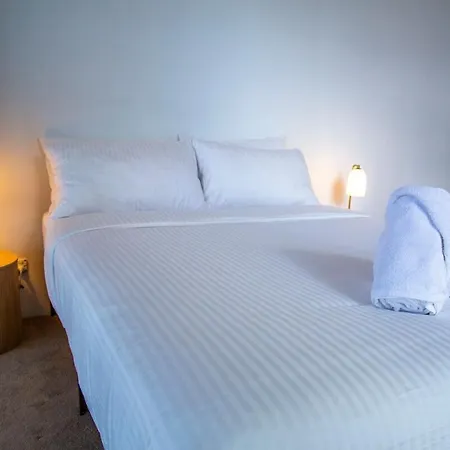 Luxury Penthouse In Cbd 4 Bed - 4 Bath Brisbane