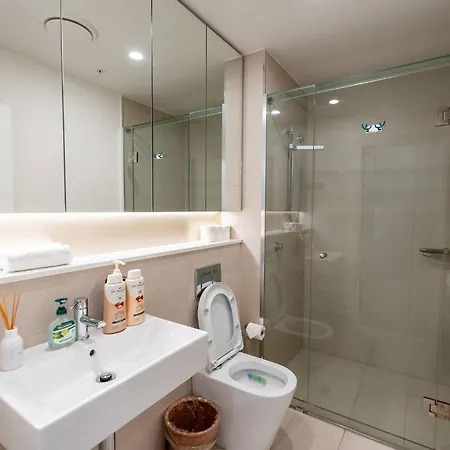 Apartment Modern 2-bedroom, 2-bath In West Village, West End