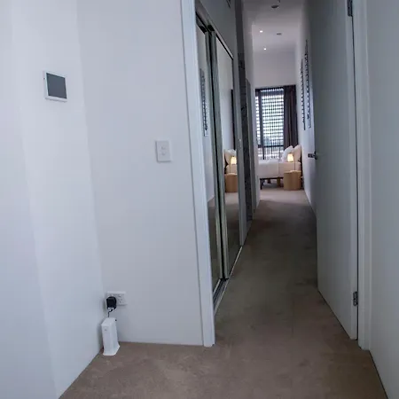 Luxury Penthouse In Cbd 4 Bed - 4 Bath Brisbane