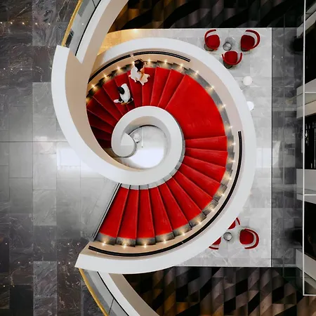 Intercontinental By Ihg Hotel 5*