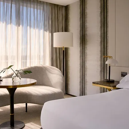 Emporium South Bank Hotel