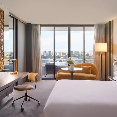 Hotel Emporium South Bank 5*