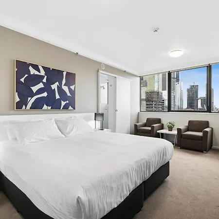 With Stunning River Views Inn Brisbane