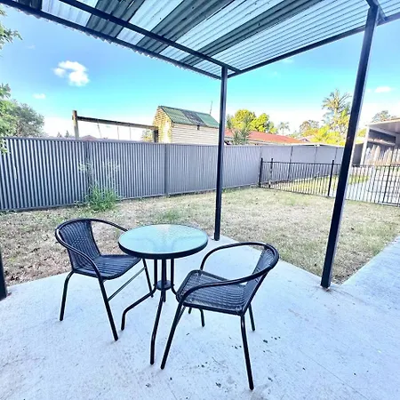 Spacious Belmont Granny Flat Easy Access To Cbd & Bayside