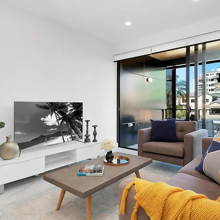 The Monterey By Urban Rest Apartment