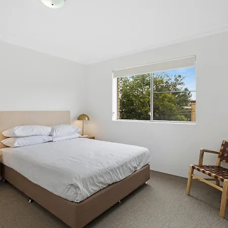 Apartment Spacious 2-bed Near Centre
