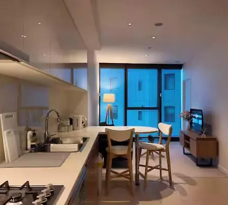 Lux Living In Heart Of *