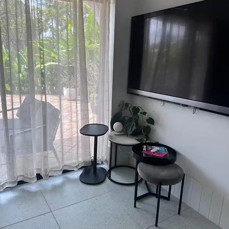 Mediterranean & Garden View Private Pet Friendly
