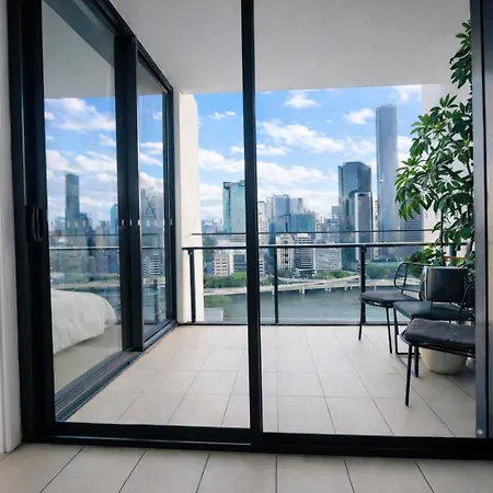 Million Dollar View Luxury Checkout 3pm *
