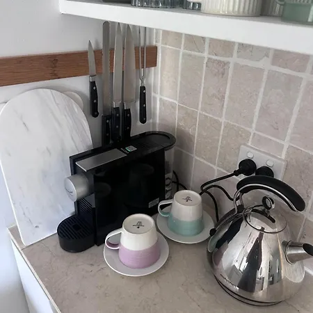 Apartment Mediterranean & Garden View Private Pet Friendly