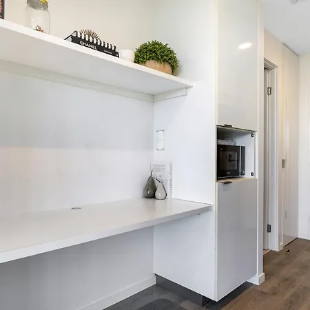 Apartment Stylish In Share Save Brisbane