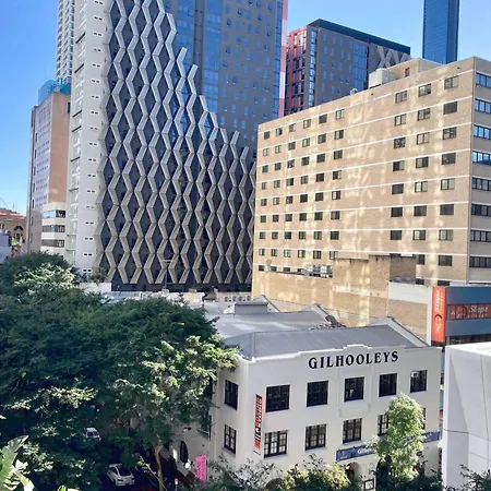 Centre Comfort And Convenience * Brisbane