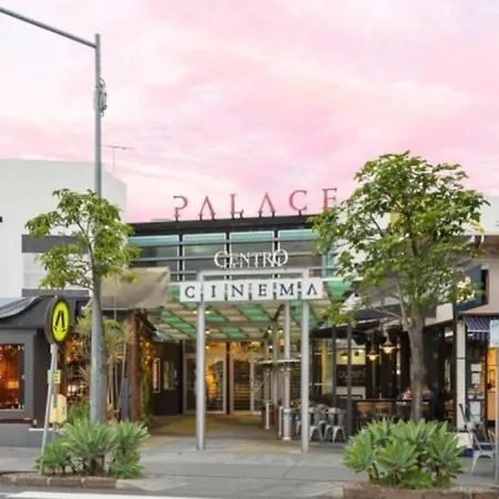 Apartment Unit New Farm, Walk To Cafes And River *