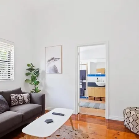 Unit New Farm, Walk To Cafes And River Apartment *