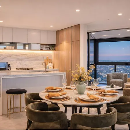 Apartment 2bed Luxe Queens Wharf - Carpark And View