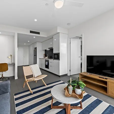 Style 2br With Beautiful Pool, Gym And Parking