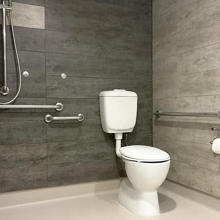 Centre Comfort And Convenience *