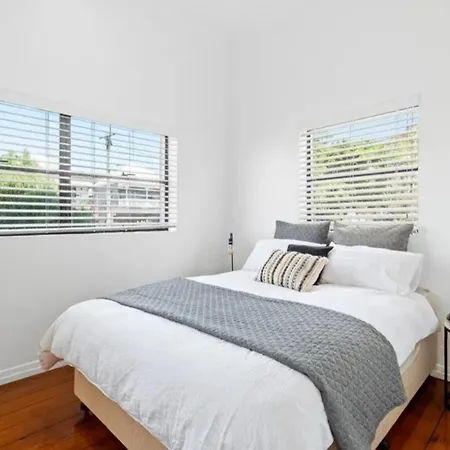 Unit New Farm, Walk To Cafes And River